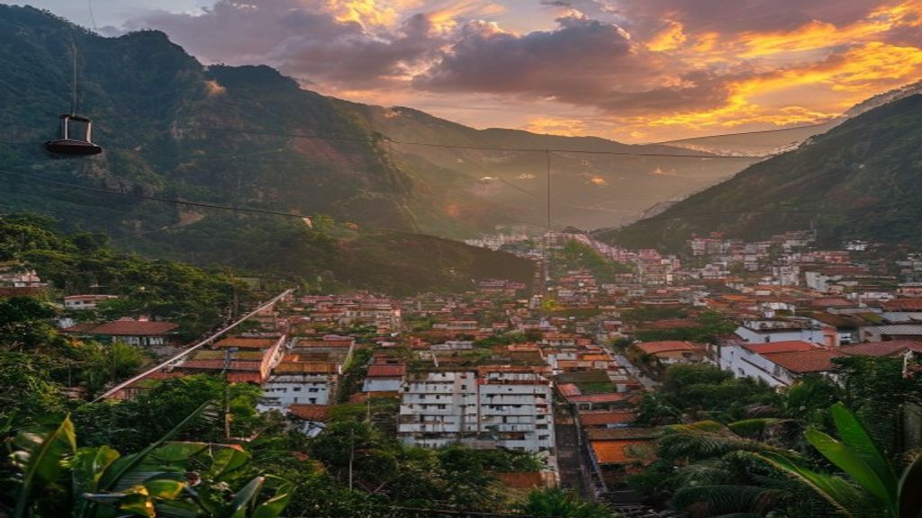 MedellΓn Reborn: Colombia's City of Eternal Spring